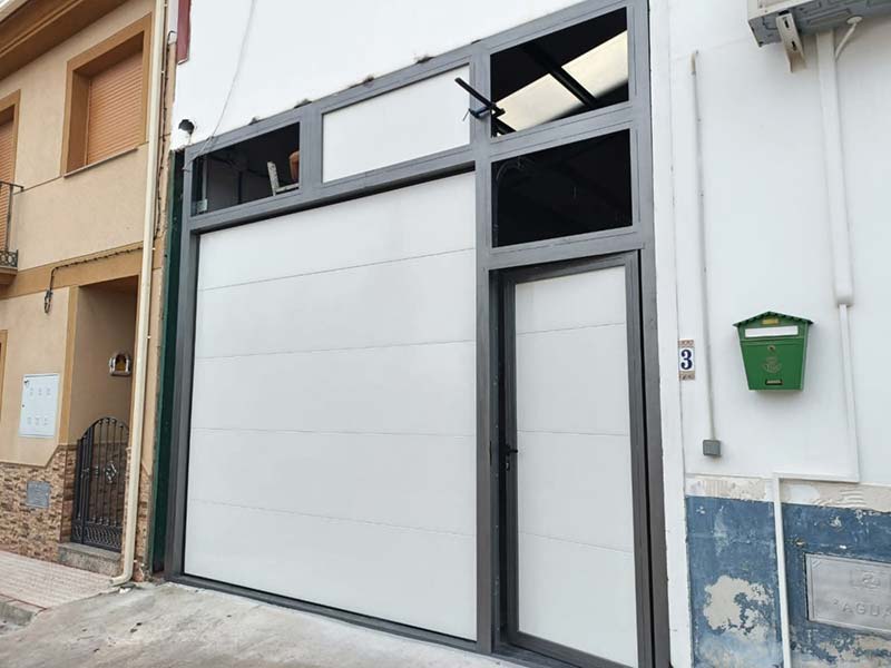 Soluciones Metálicas - Talleres Requena