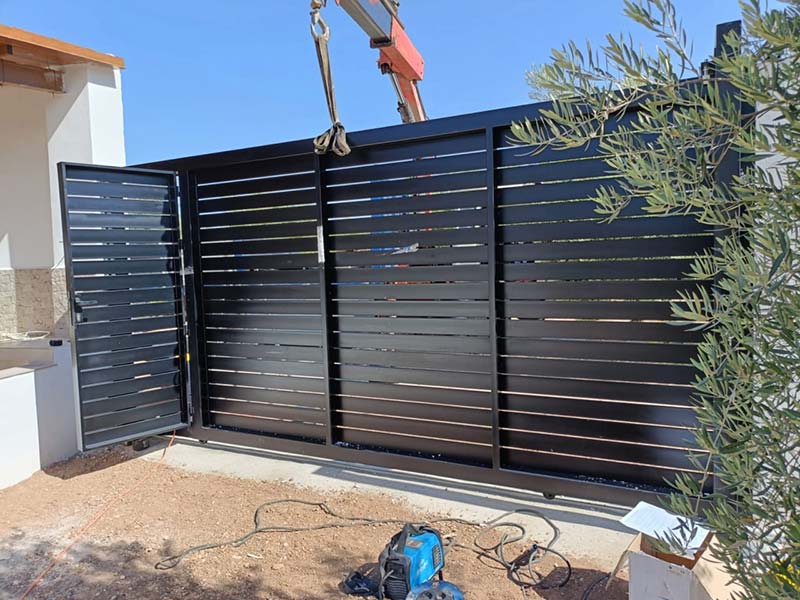 Soluciones Metálicas - Talleres Requena