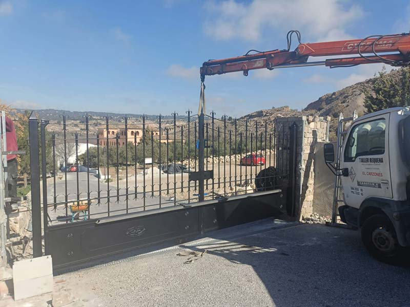 Soluciones Metálicas - Talleres Requena