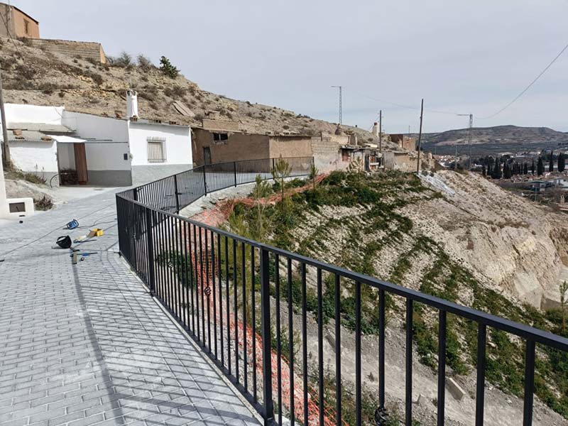 Soluciones Metálicas - Talleres Requena