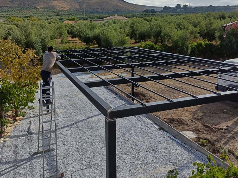 Soluciones Metálicas - Talleres Requena